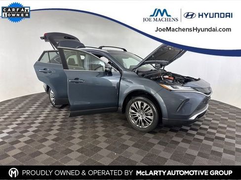 Used 2021 Toyota Venza Limited w/ Advanced Technology Package image 13