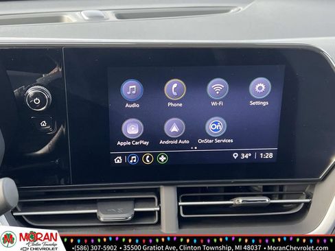 Certified 2024 Chevrolet Trax RS w/ Driver Confidence Package image 19