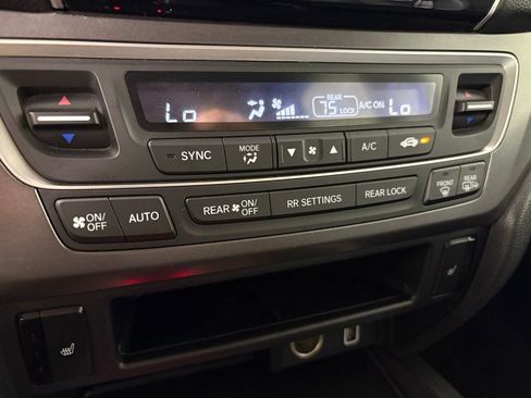 Used 2021 Honda Pilot EX-L image 32