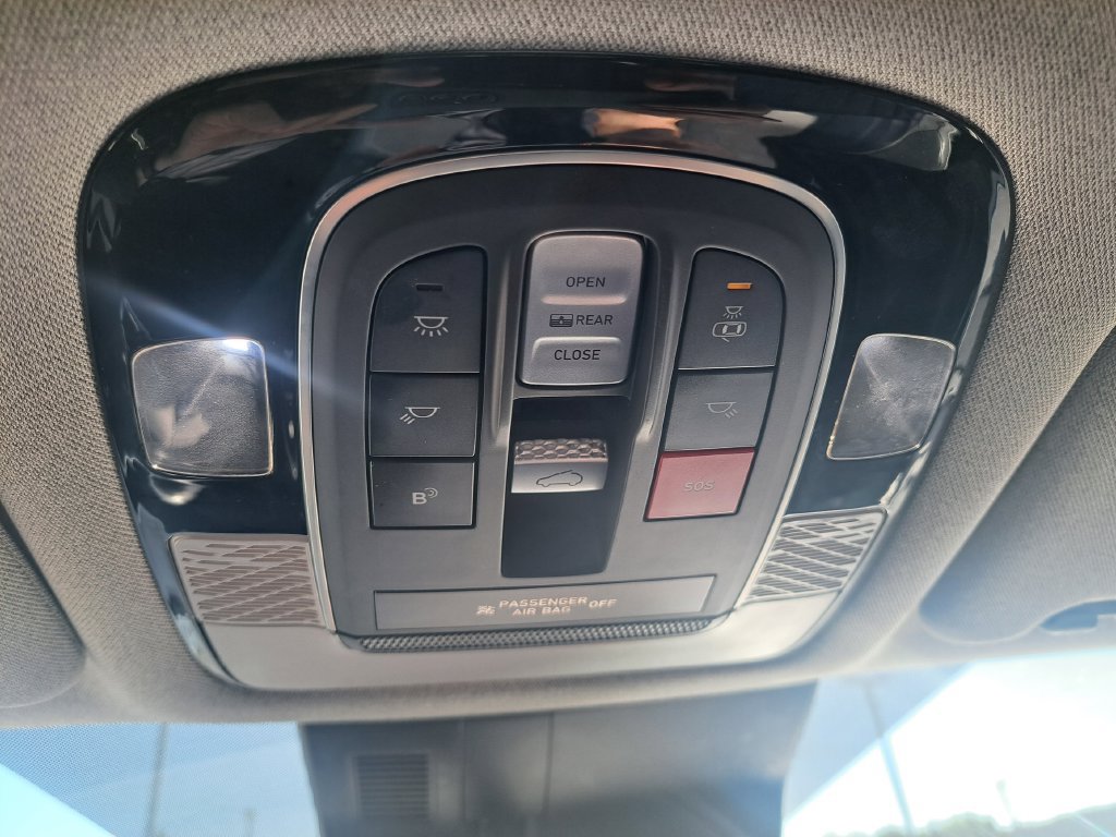 Used 2023 Hyundai Palisade Limited AWD/4WD image 22