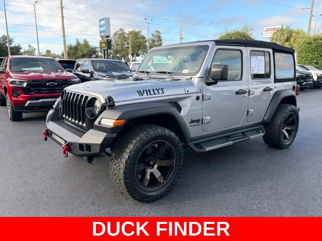Used 2021 Jeep Wrangler Unlimited Sport AWD/4WD image 3