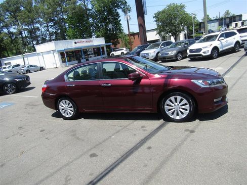 Used 2013 Honda Accord EX image 8