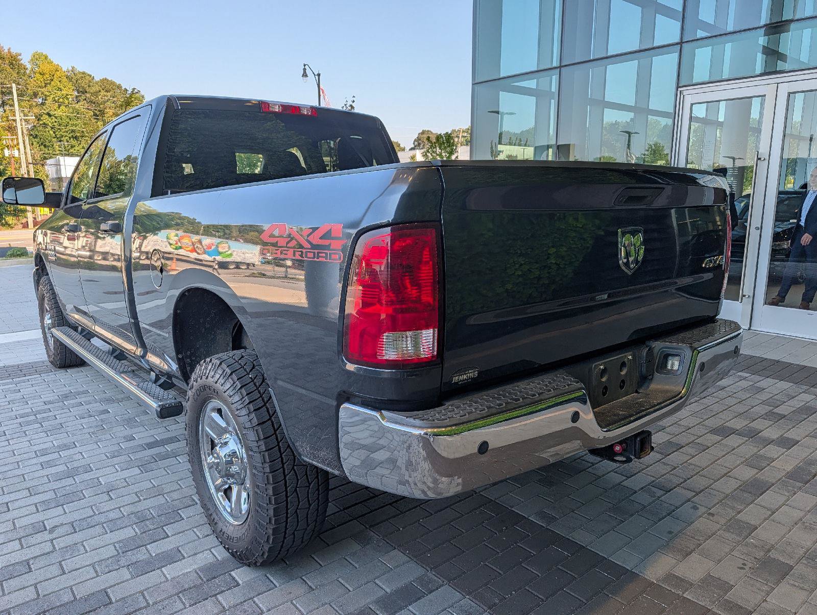 Used 2017 RAM 2500 Tradesman w/ Chrome Appearance Group AWD/4WD image 13