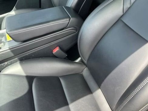 Used 2023 Tesla Model Y Performance AWD/4WD image 12