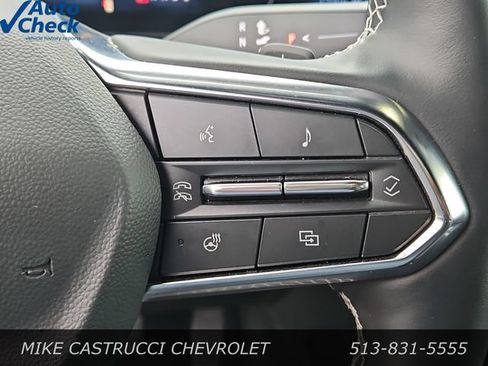 Used 2026 Chevrolet Traverse LT AWD/4WD image 14