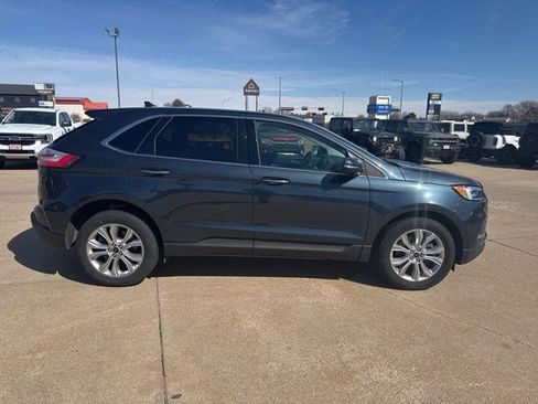 Used 2024 Ford Edge Titanium w/ Equipment Group 301A AWD/4WD image 4