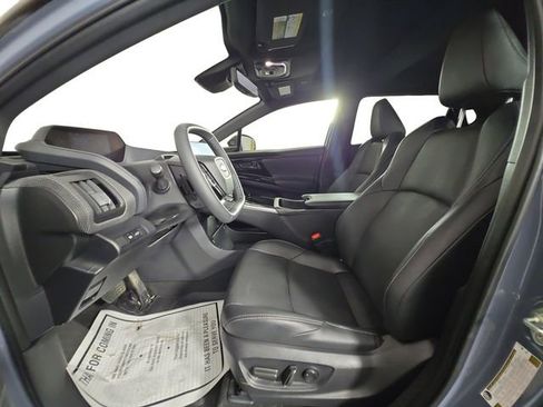 Used 2025 Subaru Solterra Touring w/ Touring Package image 9