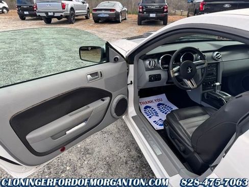 Used 2008 Ford Mustang GT image 13