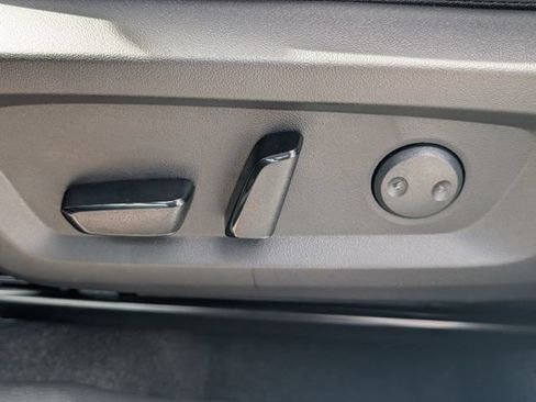 New 2026 Mitsubishi Outlander LE FWD image 13