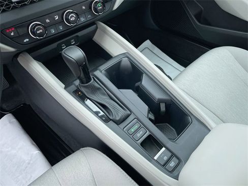 Certified 2023 Honda Accord EX image 21
