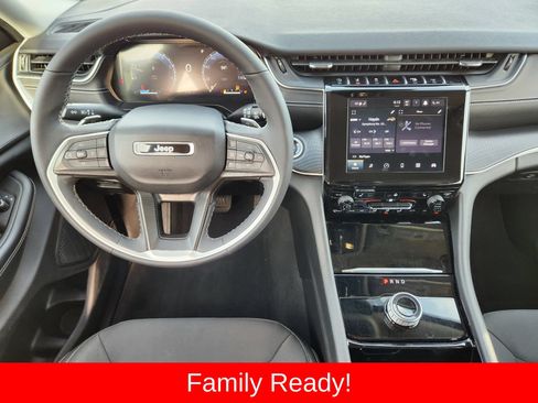 Used 2023 Jeep Grand Cherokee L Laredo w/ Luxury Tech Group I AWD/4WD image 36