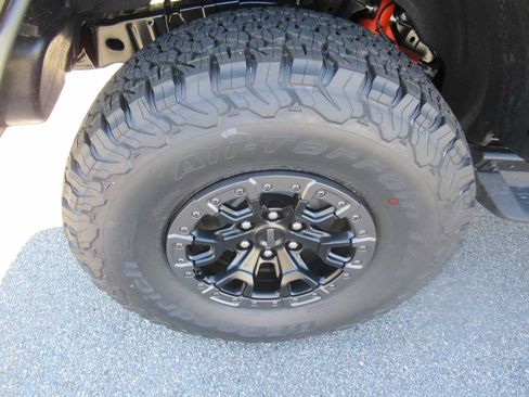 New 2026 Ford Bronco Raptor AWD/4WD image 9