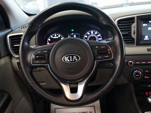 Used 2017 Kia Sportage EX image 28