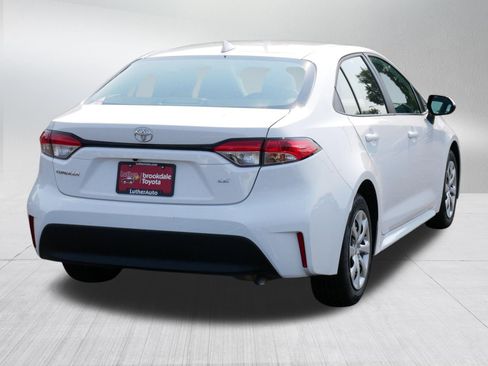 Certified 2026 Toyota Corolla LE FWD image 6