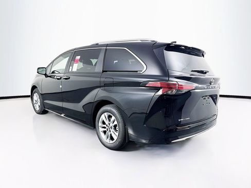New 2026 Toyota Sienna Limited AWD/4WD image 6