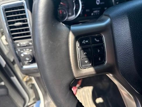 Used 2015 RAM 1500 Laramie w/ Convenience Group AWD/4WD image 19