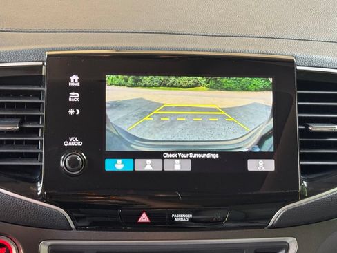 Used 2022 Honda Pilot Special Edition image 17