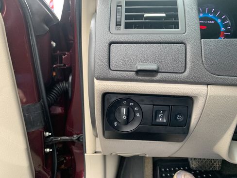 Used 2012 Ford Fusion SE image 15