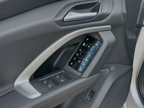 New 2025 Audi Q5 Premium Plus image 21