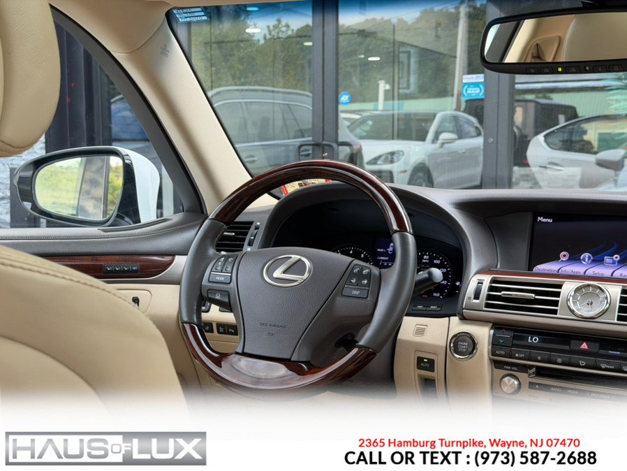 Used 2013 Lexus LS 460 AWD w/ Comfort Pkg image 26