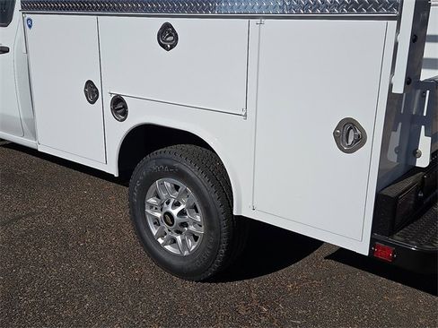 New 2026 Chevrolet Silverado 2500 W/T w/ WT Convenience Package image 10
