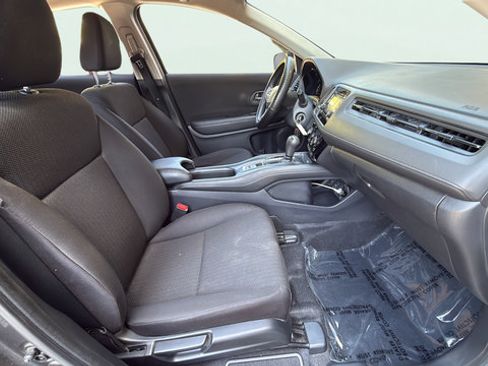 Used 2016 Honda HR-V LX image 25