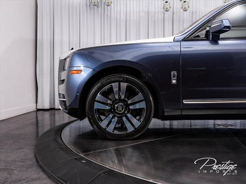 Used 2019 Rolls-Royce Cullinan AWD/4WD image 16
