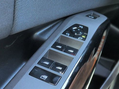 New 2026 BMW X3 xDrive30 w/ Premium Package image 25