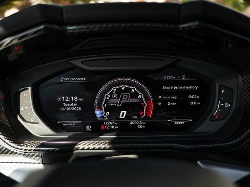 Used 2019 Lamborghini Urus image 10