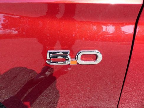 Used 2017 Ford Mustang GT Premium RWD image 7