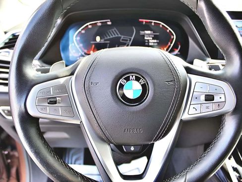 Used 2019 BMW X7 xDrive40i w/ Premium Package AWD/4WD image 12