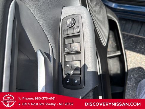 Used 2020 RAM 1500 Big Horn AWD/4WD image 11