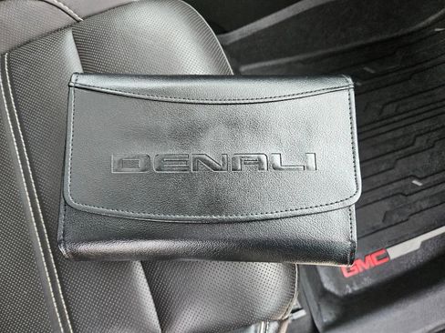 Used 2017 GMC Acadia Denali w/ Technology Package image 25