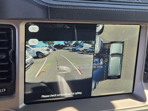 New 2026 Ford Bronco Outer Banks image 9