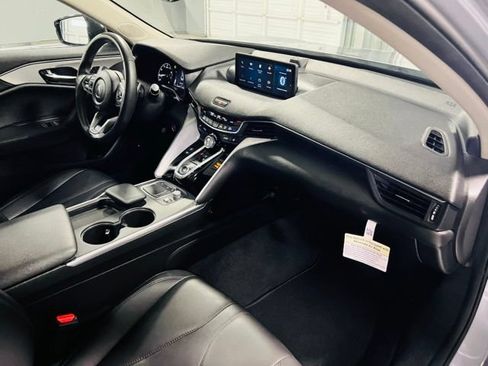 Used 2023 Acura TLX FWD image 32