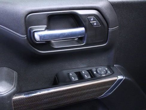 Used 2020 Chevrolet Silverado 1500 RST image 10