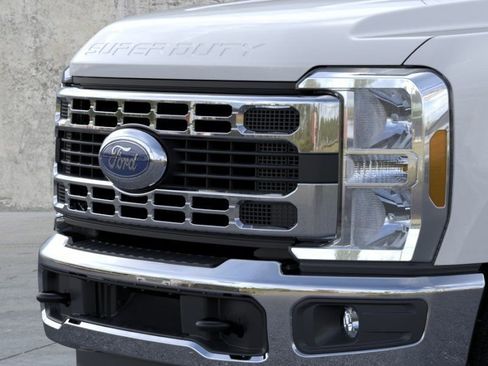 New 2026 Ford F350 XL w/ XL Chrome Package AWD/4WD image 17