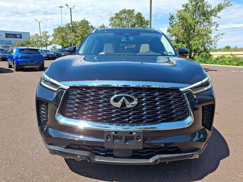Certified 2024 INFINITI QX60 Luxe AWD/4WD image 2