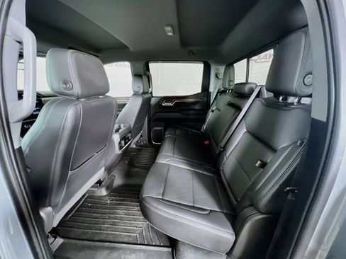 Used 2023 GMC Sierra 1500 Denali w/ Technology Package AWD/4WD image 23