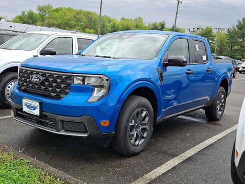 New 2026 Ford Maverick XLT AWD/4WD image 3