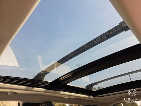 Used 2019 Jeep Cherokee Trailhawk image 23