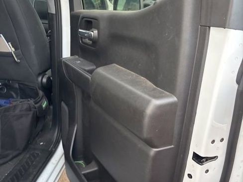 Used 2022 Chevrolet Silverado 1500 Custom Trail Boss image 34