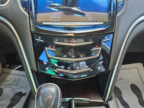 Used 2019 Cadillac XTS Luxury image 26