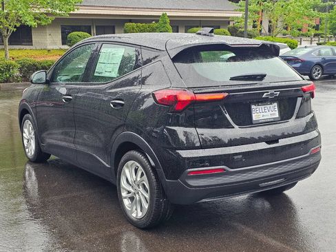 New 2027 Chevrolet Bolt LT w/ Comfort Package FWD image 3