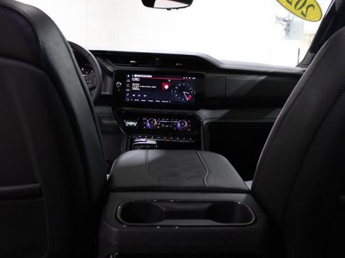 Used 2025 GMC Sierra 1500 AT4X AWD/4WD image 34