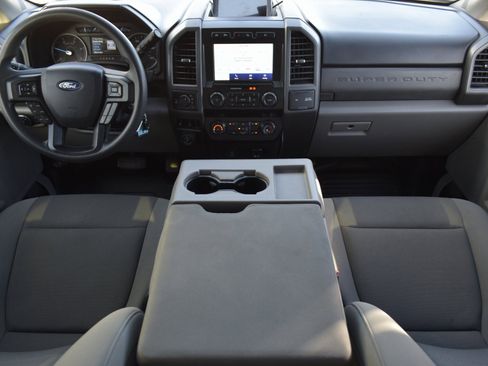 Used 2020 Ford F250 XL w/ STX Appearance Package image 2