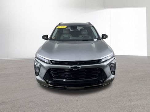 Used 2025 Chevrolet Trax ACTIV w/ Sunroof Package image 16