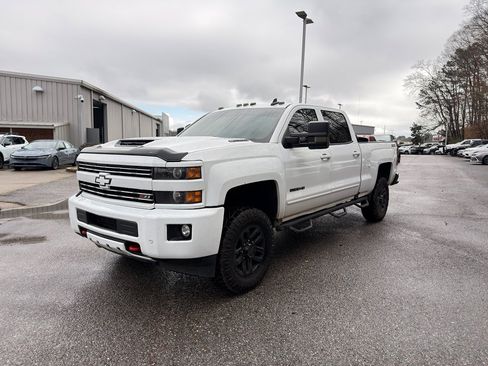 Used 2017 Chevrolet Silverado 2500 LT w/ LT Fleet Convenience Package image 7