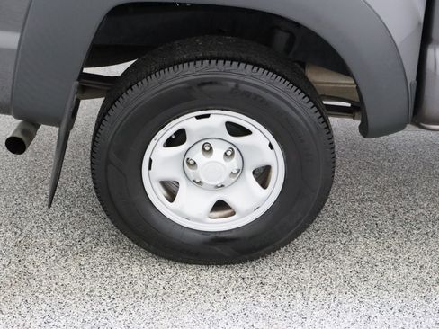 Used 2013 Toyota Tacoma PreRunner w/ Convenience Pkg image 6