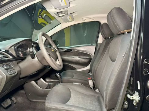 Used 2020 Chevrolet Spark LT image 27